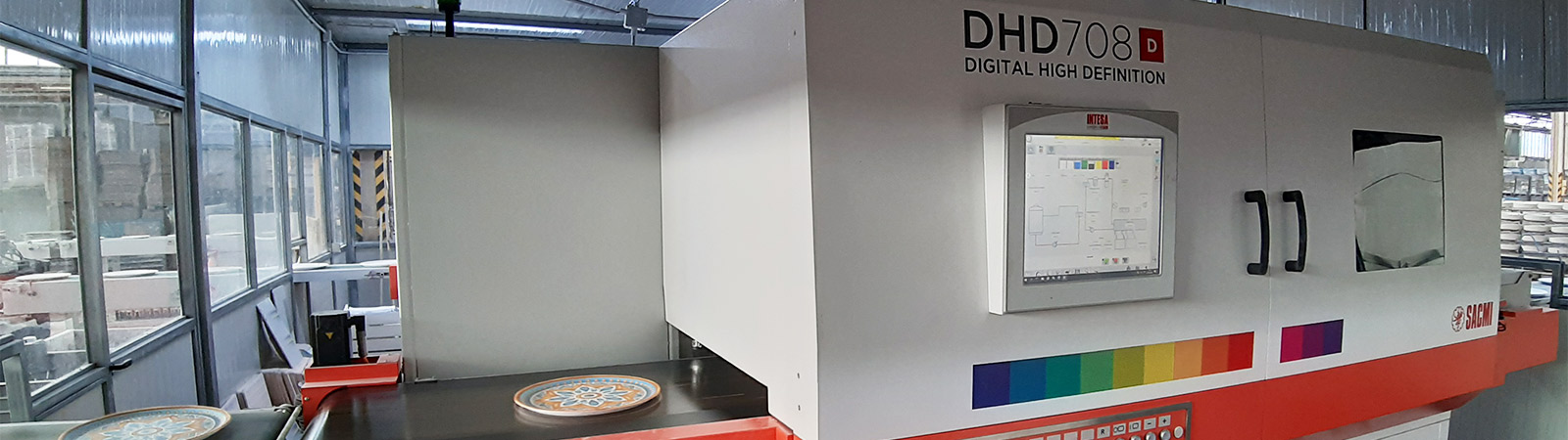 Decoración digital de vajilla, Saturnia gana la apuesta con la tecnología SACMI