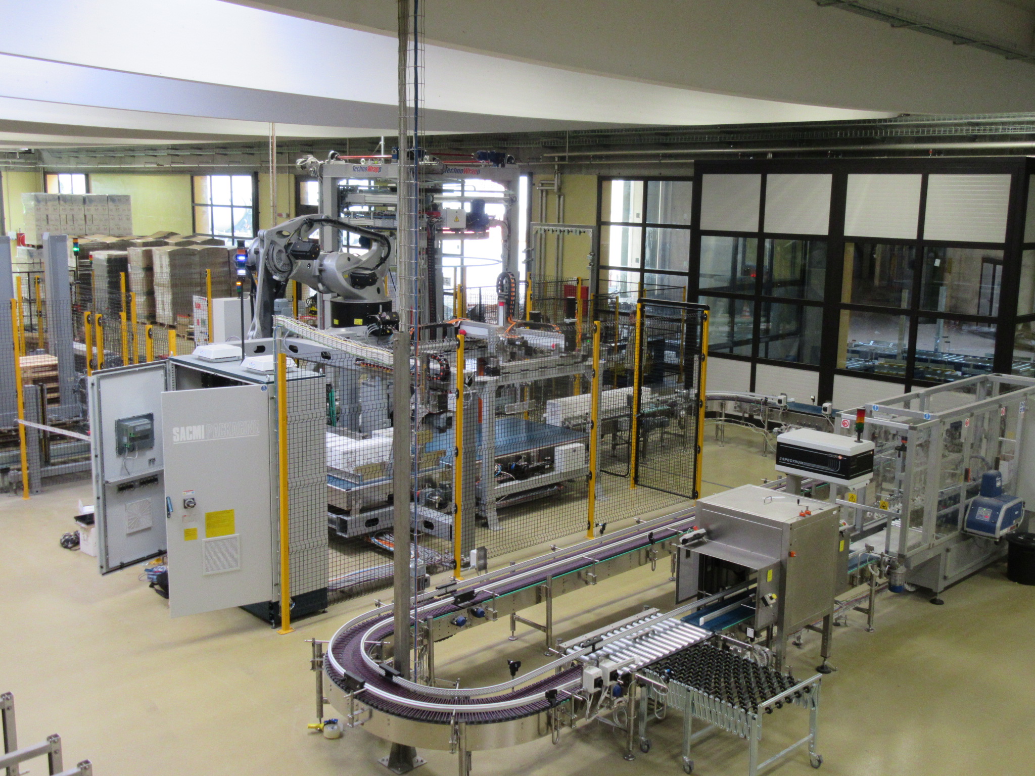 Sacmi Packaging, con Robopac più forti nel fine linea